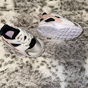 Nike huaraches